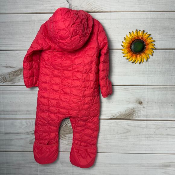 The North Face Infant 12-18M Pink Thermoball Bunting - Picture 2 of 3